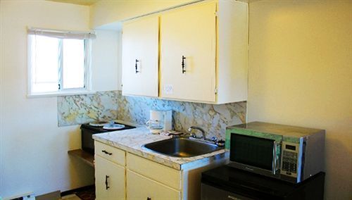 Cozy Court Motel Сечелт Екстер'єр фото